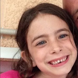 Meet your Posher, Chloe